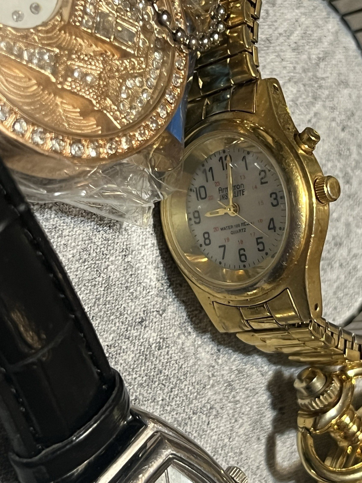 38 Mixed Watch Lot – Sold As‑Is, Untested, For Parts or Repair Vintage-modern