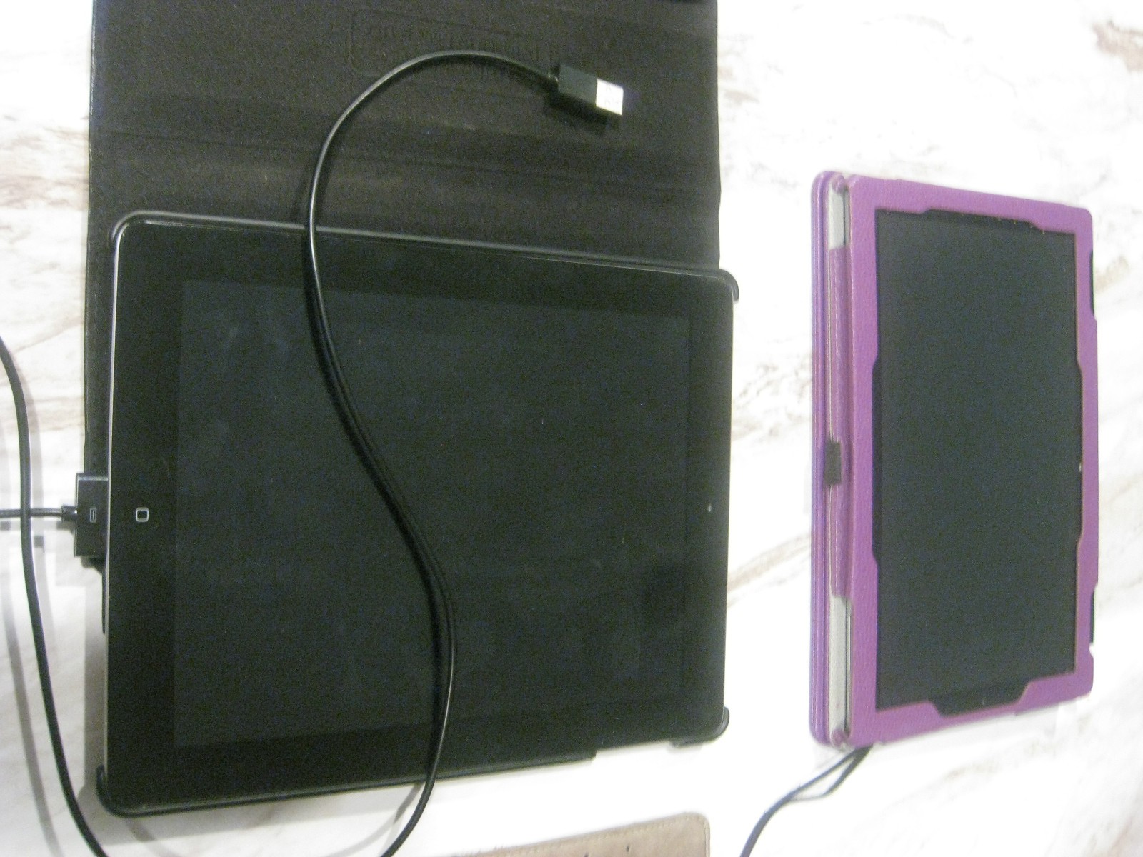 Lot of Four (4) Cell Phones and Two (2) Tablets — All Factory Reset and Working