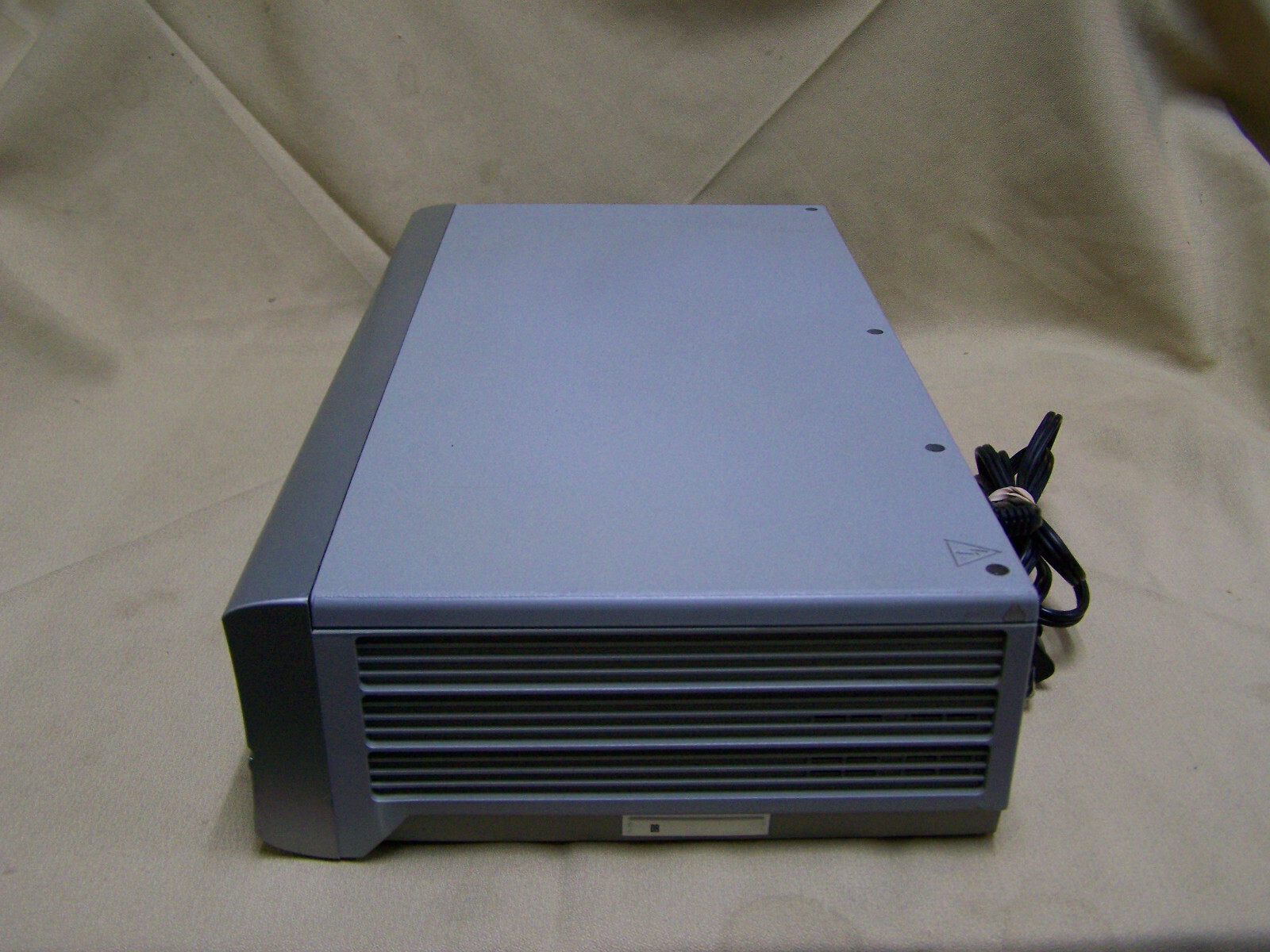 EMERSON EWD2004 DVD/VCR Combo Player DVD AS IS /VCR WORKS