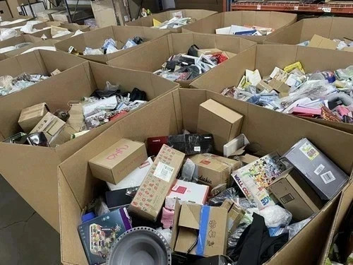 Walmart Deal Box with Amazon Merchandise Mix
