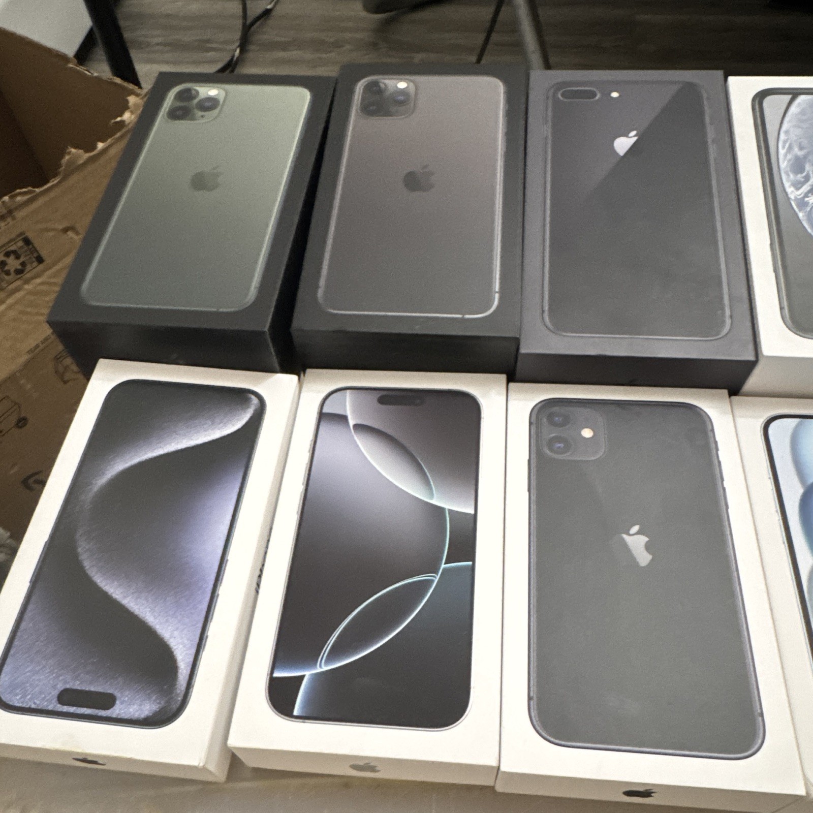 14 Apple iPhone & AirPods Empty Boxes Mixed Lot, Mixed Models iPhone/AirPods