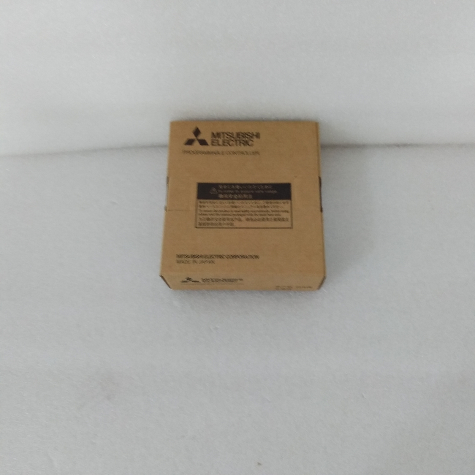 Sent on the same day MITSUBISHI PLC QJ71LP21-25 NEW