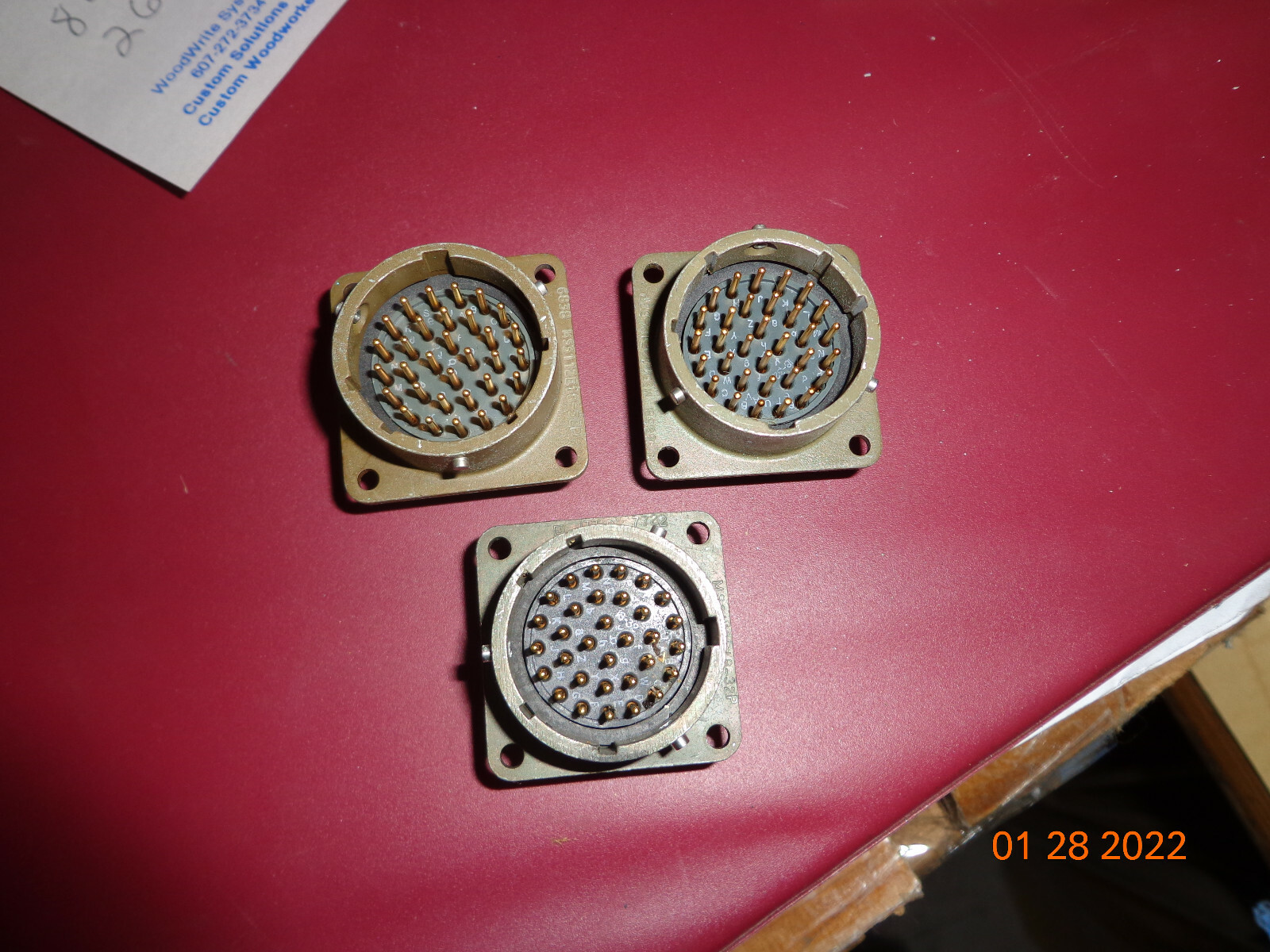 1 Bendix MS3112E18-32P Mil Spec Circular Connector Plug 32 pOS Gold ITT CANNON