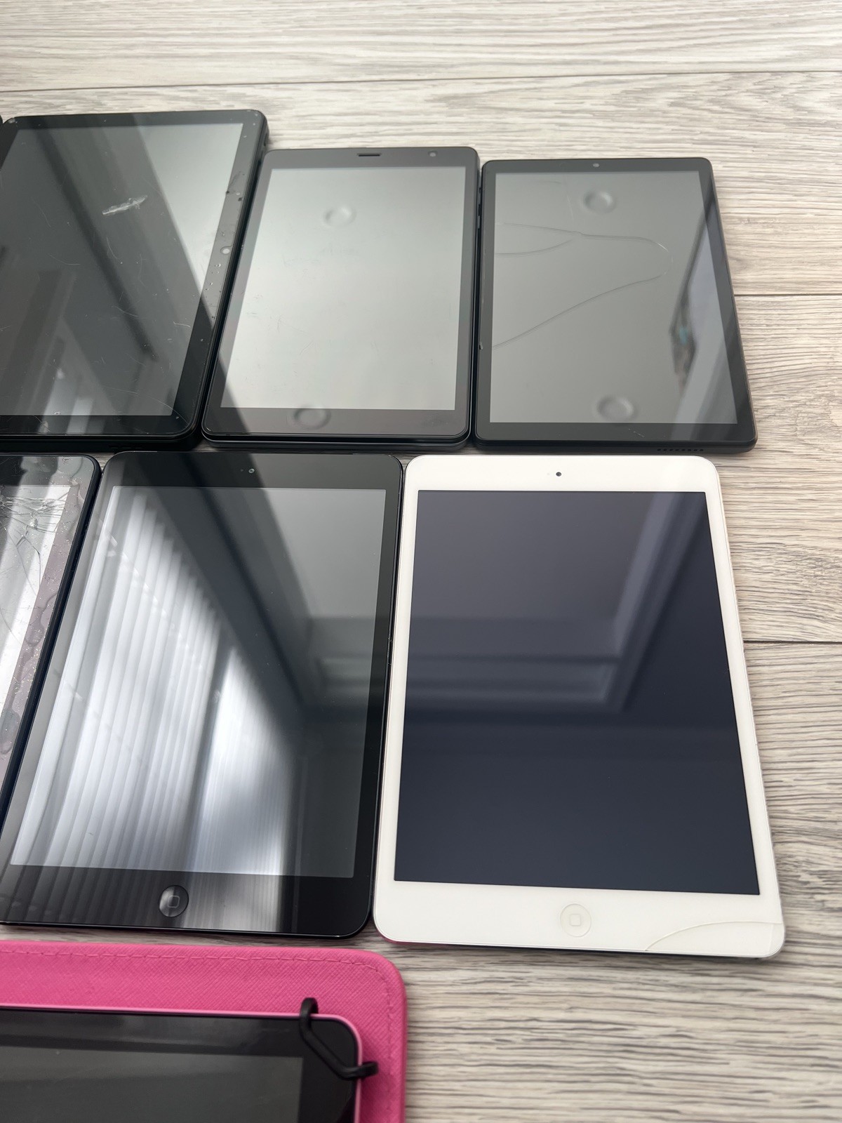 Lot of 9 Tablets Mixed Brands Untested For Parts or Not Working