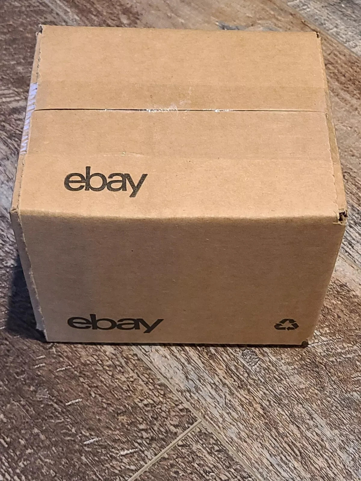 5 pound AMAZON RETURN BOX- new items- Lot D777