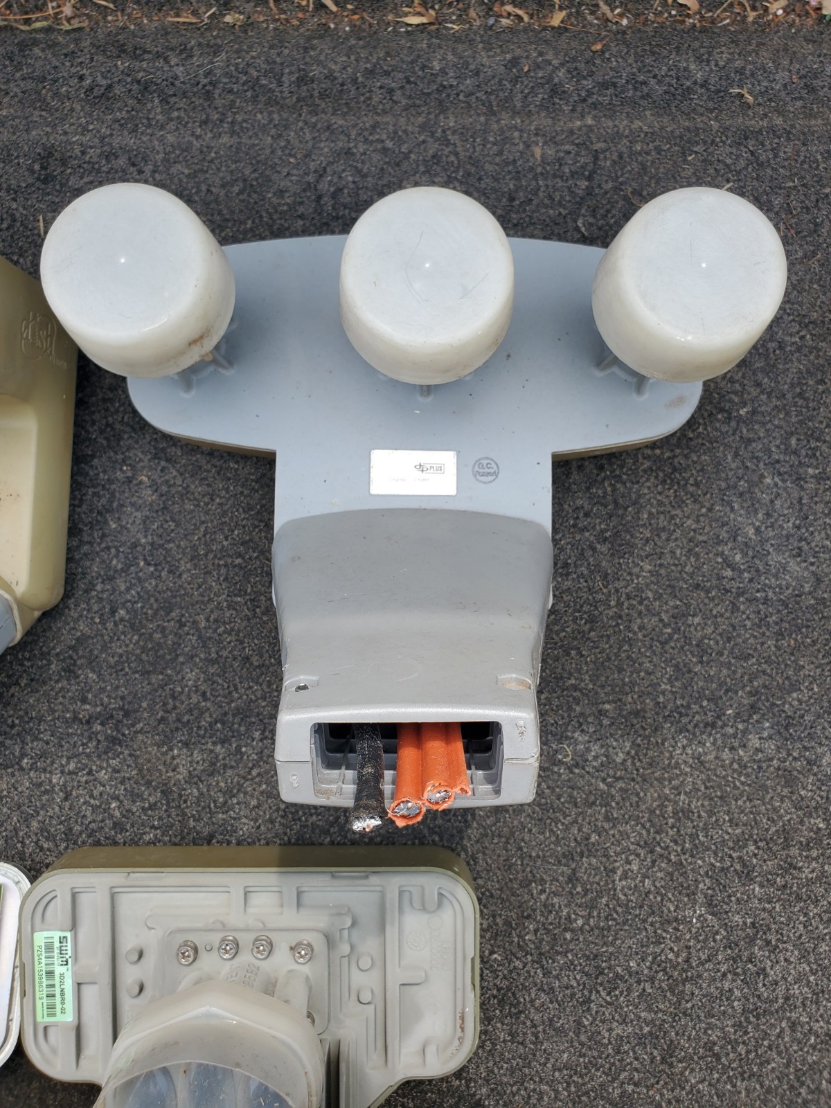 Mixed Lot Satellite Dish Network Feed Horns LNBF DirecTV SWM Parts Mount