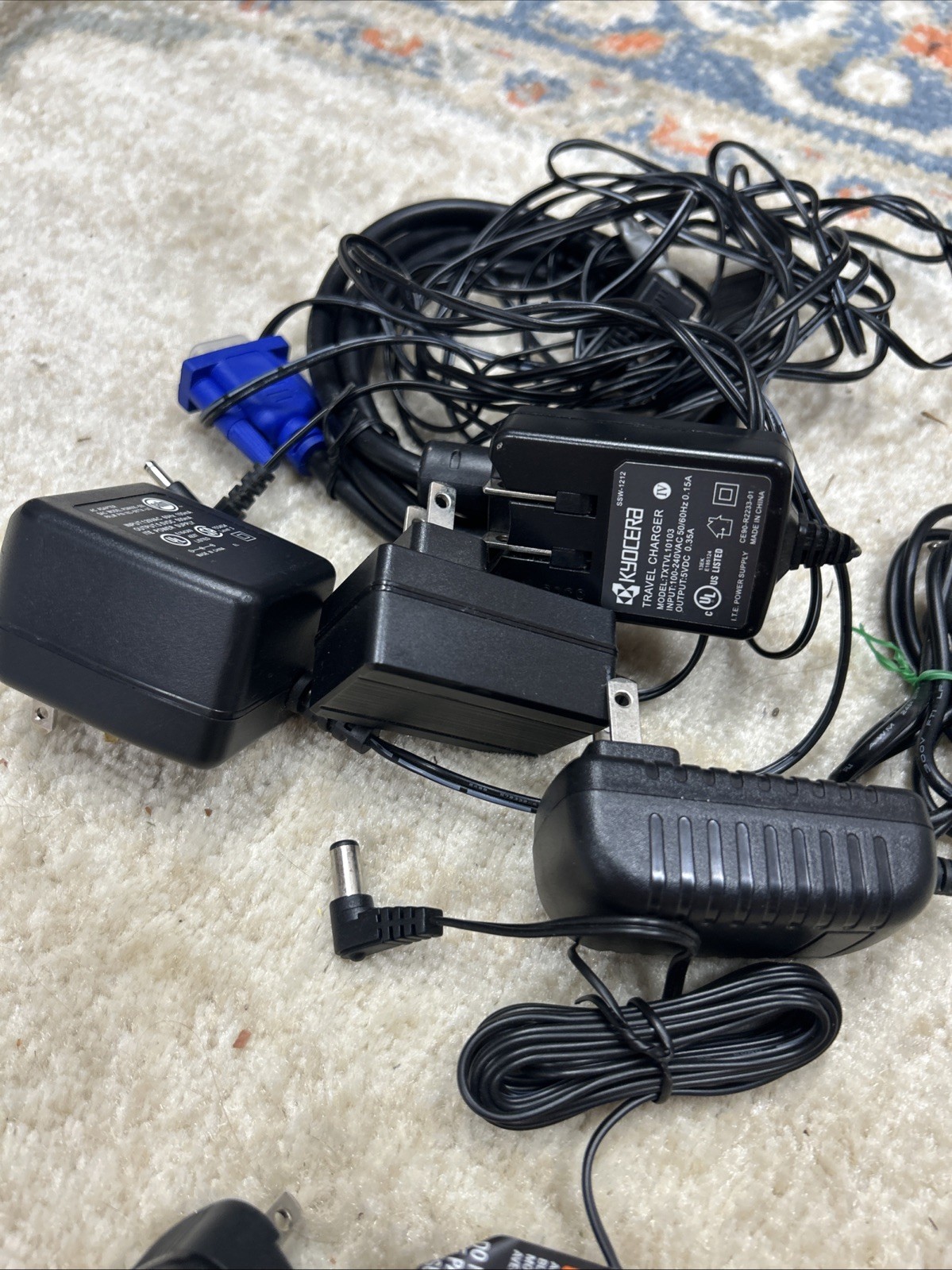 Large lot of electronics for parts or repair. E Readers, Speakers, Wires, Plugs