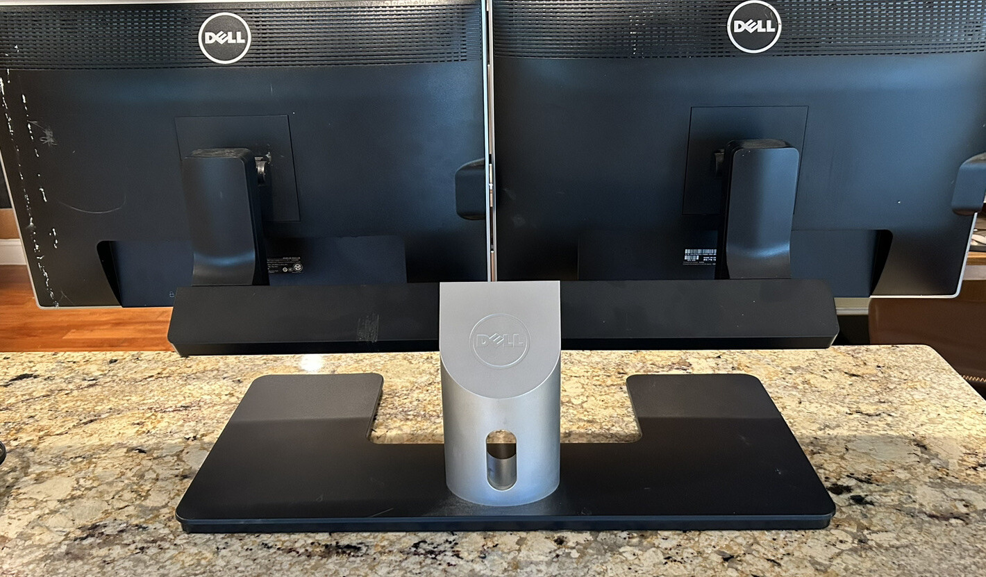 Dell PC Monitor Mixed Lot