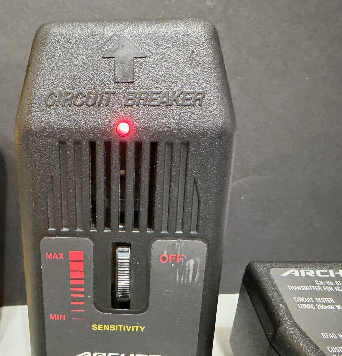 SMALL TOOL PACKAGE. SATELLITE FINDER, STRAIT LINE LASER TAPE , BREAKER ID.