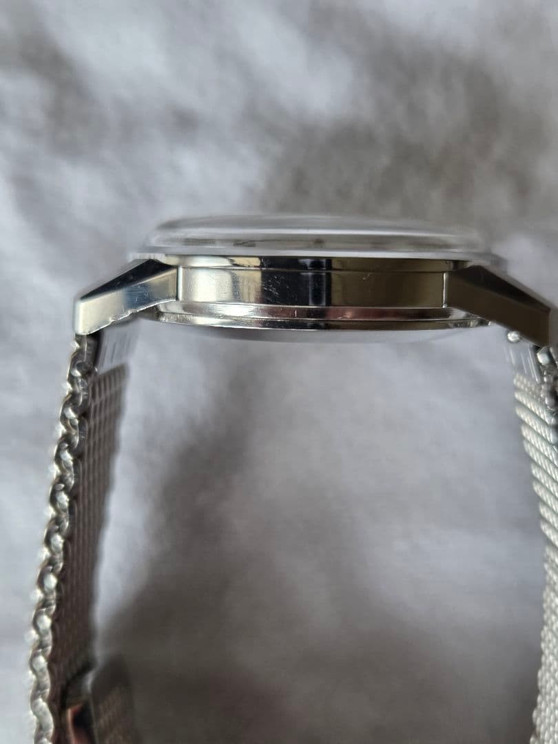 IWC Wristwatch Schaffhausen Ref. R810AD 1970 model Original Genuine crown