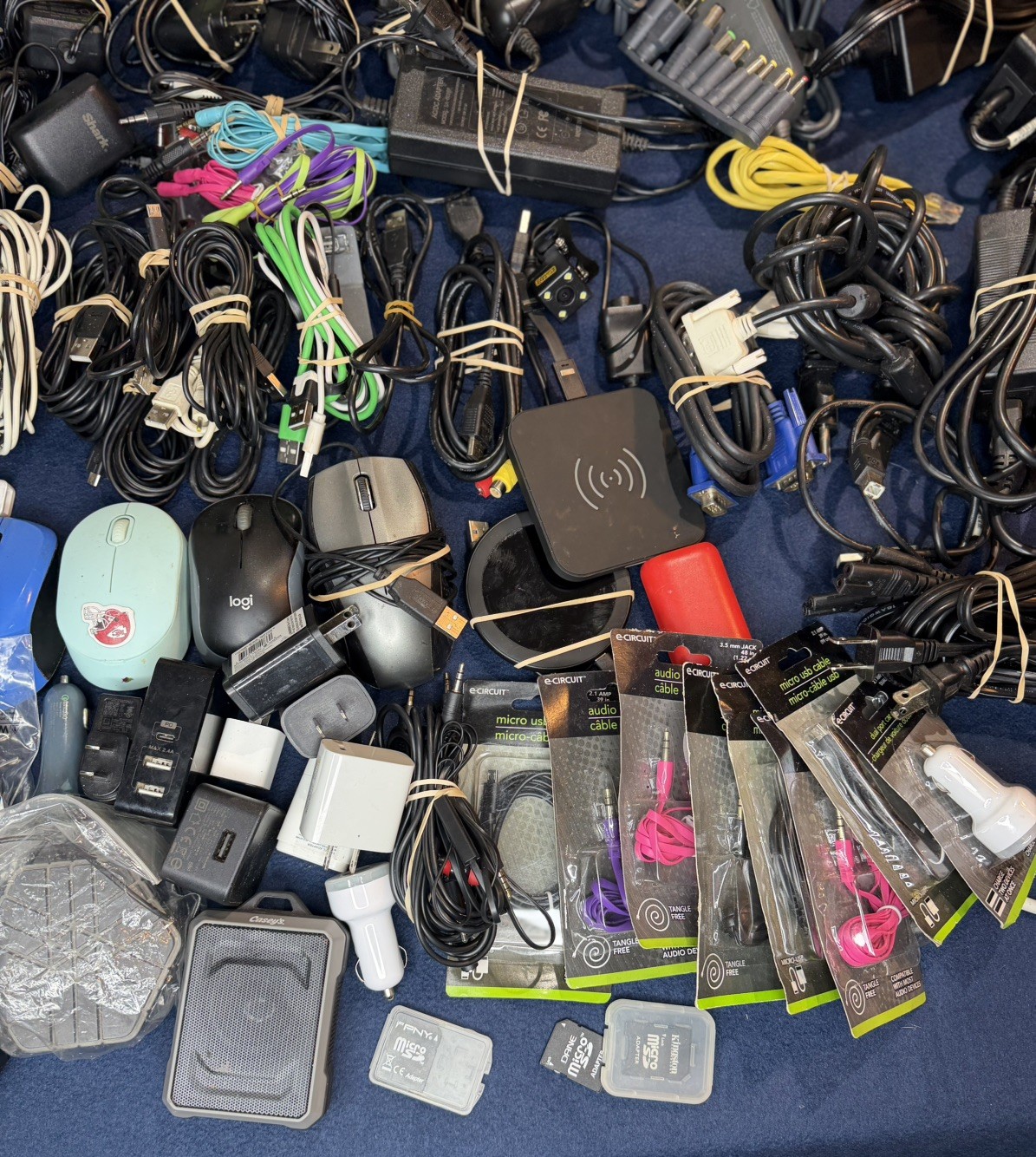 Mixed Lot of Electronics Cables, Chargers, and Power Adapters – Junk Drawer Lot