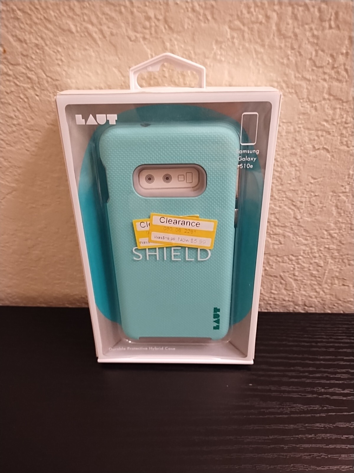 LAUT Samsung Galaxy S10e Case – Mint Green . Shield.