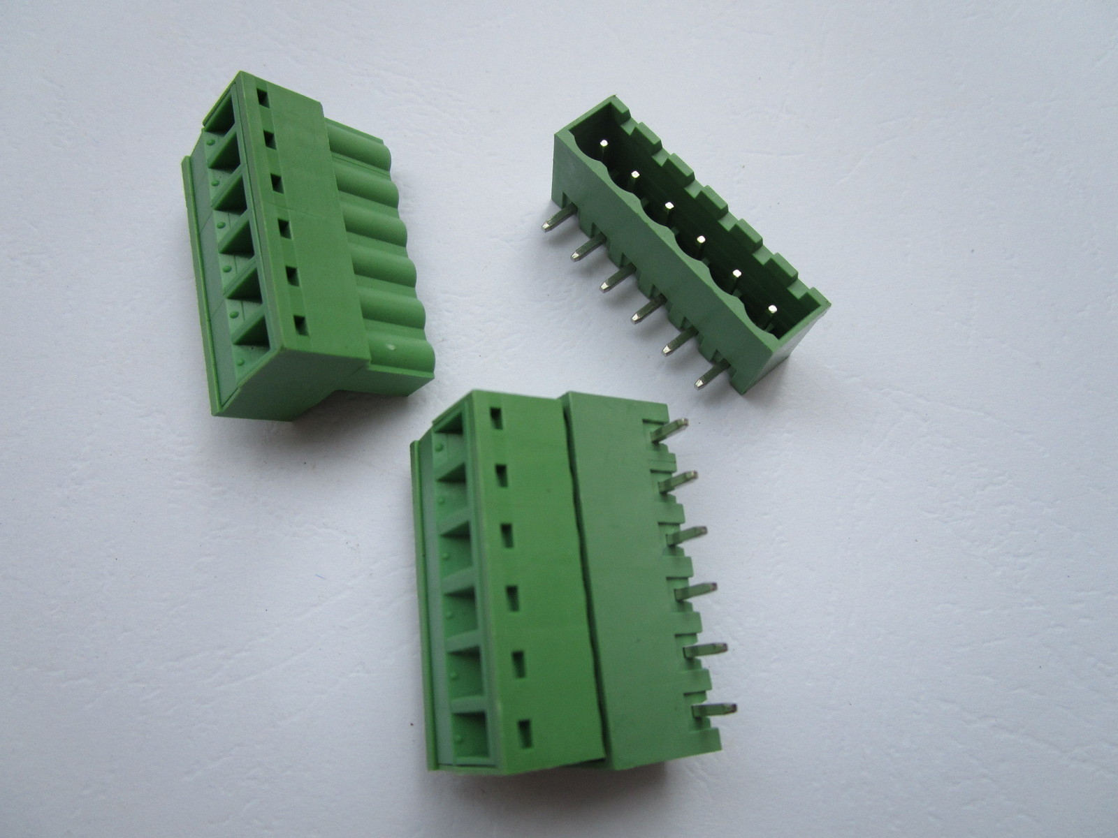 30 pcs Close Angle 6 pin 5.08mm Screw Terminal Block Connector Plugable Type New