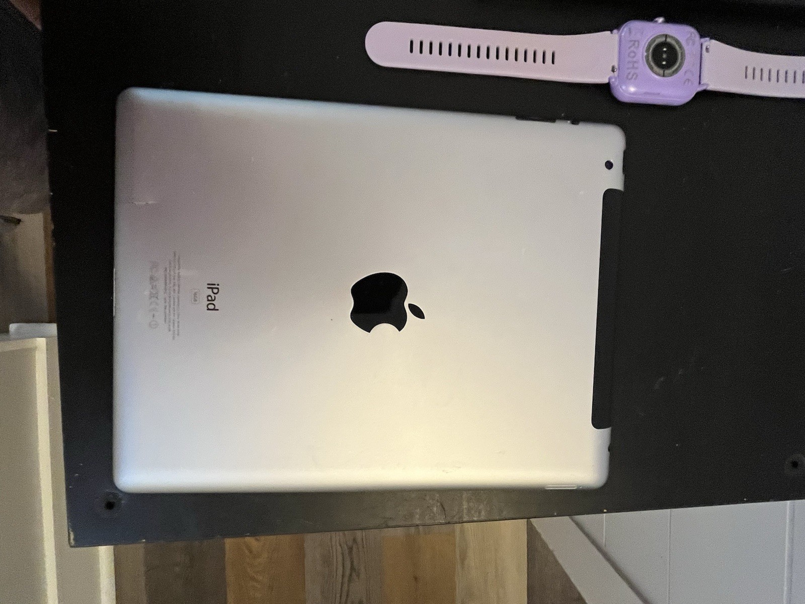 Electronics Lot Parts Repair Apple iPad Fitbit Versa 2 Garmin Kindle Fire W10F