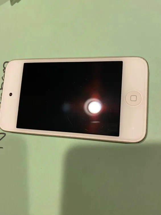Apple iPhone & iPod Lot – iPhone 6 Plus, iPhone 5s, iPod Touch 4th Gen