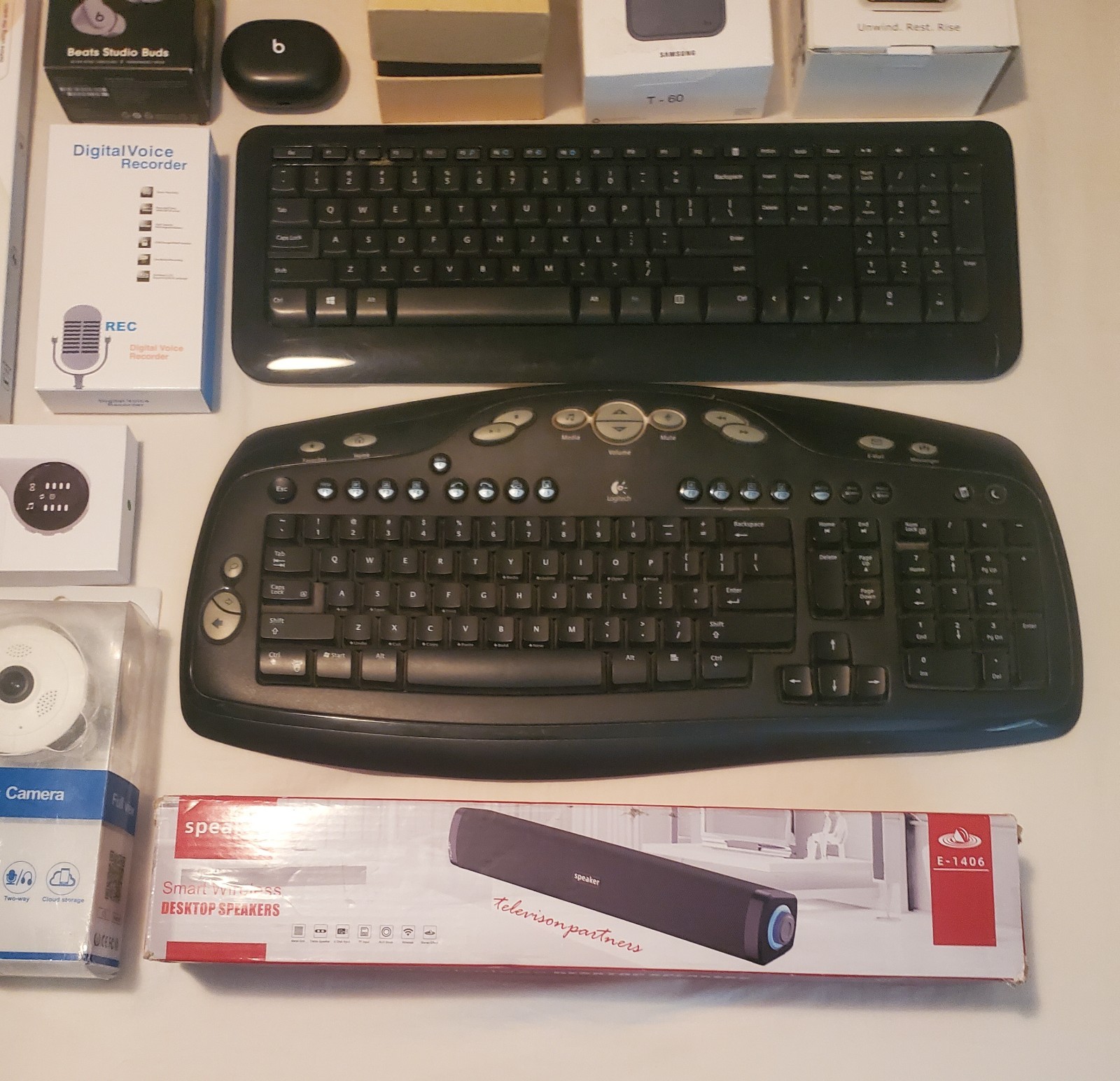 Bulk Lot of Mixed Consumer Electronics 16 Items – For Parts or Repair