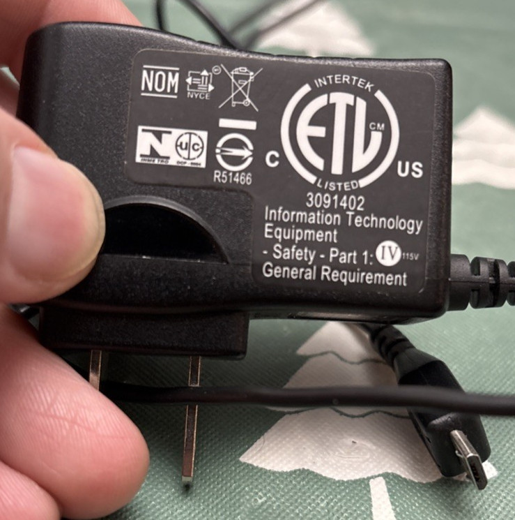 OEM Plantronics Discovery 925 Home Travel Charger 75518-03 SU050018 AC Adapter