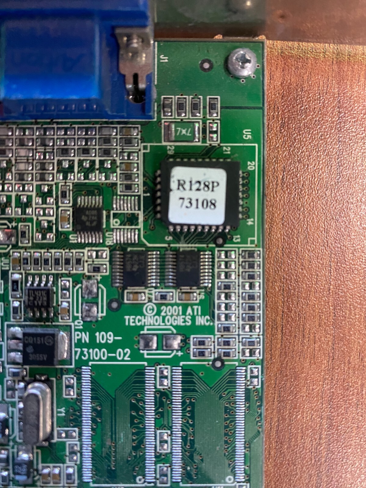 Dell 02G813 PN: 1027311402 051031 16MB AGP Video Graphics Card REV A01