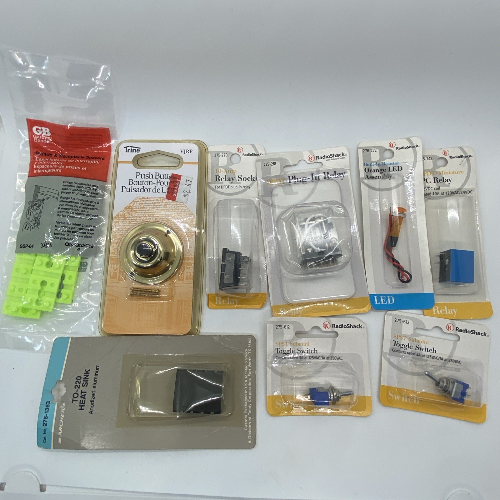 Lot Of 9 Miscellaneous Electric Items, New (Some RadioShack)