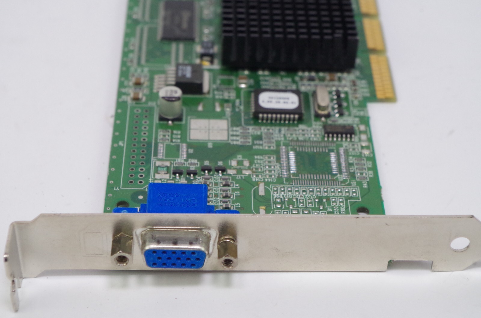 AGP card IBM FRU 19K5340 NVIDIA 180-P0009-0000-C03 Video Adapter 16MB