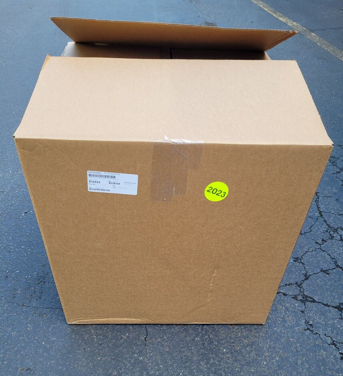 New Hoffman Data Multimedia Cabinet PTHS162415G4 Double Hinge 8U NEMA Solid Door