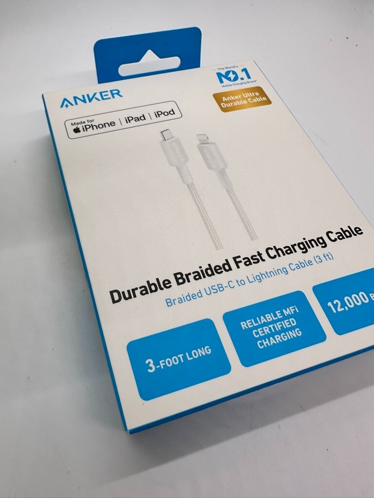 Anker 3′ Braided Lightning to USB-C Fast Charging Cable – White