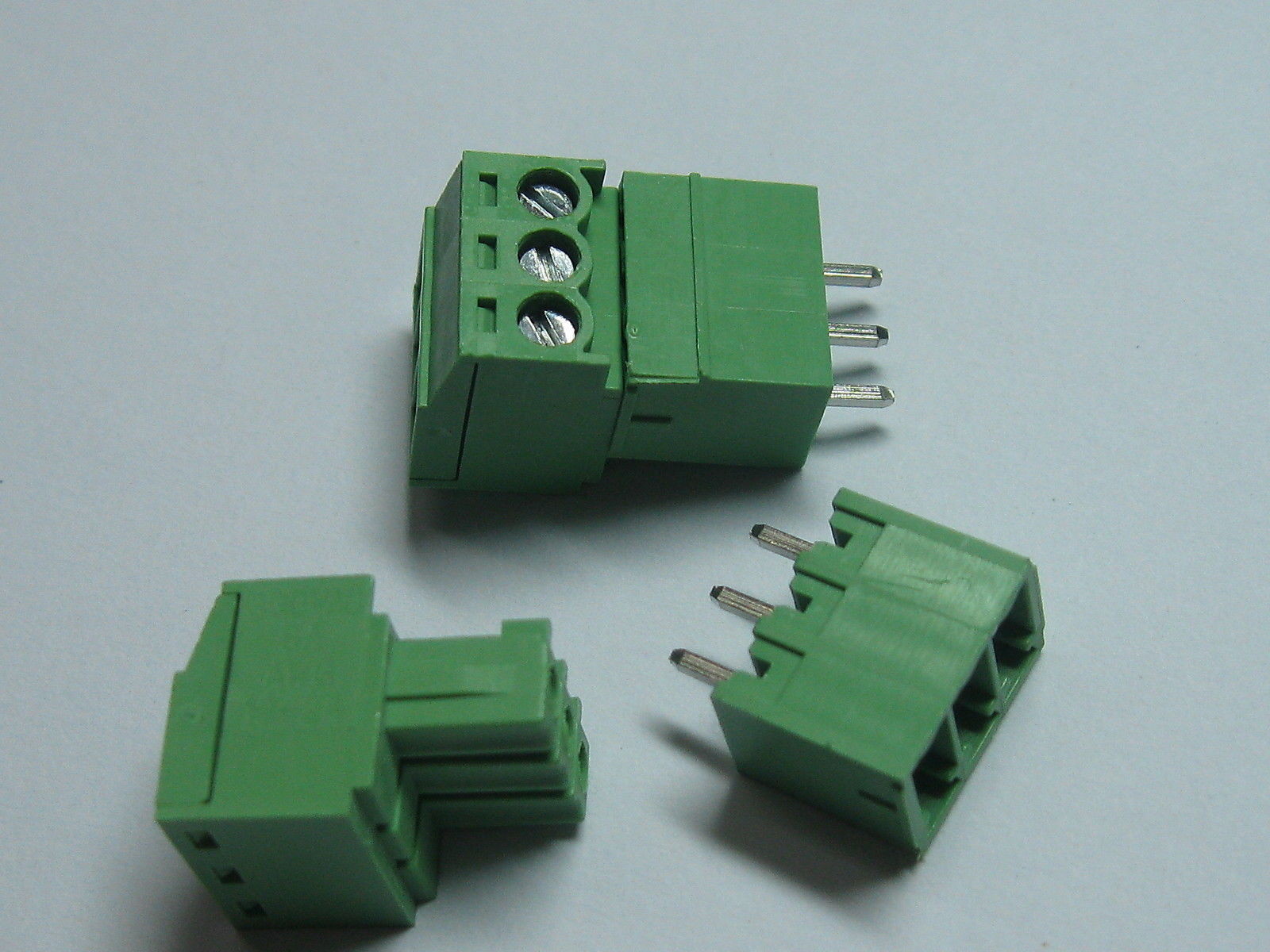 150 pcs Screw Terminal Block Connector 3.5mm 3 pin/way Green Pluggable Type New