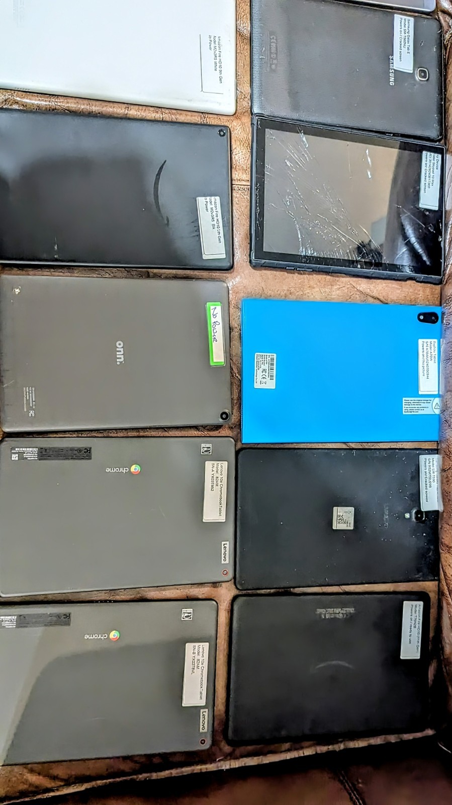lot of 22 USED & PARTS ONLY mixed tablets Samsung Amazon Asus Onn & More