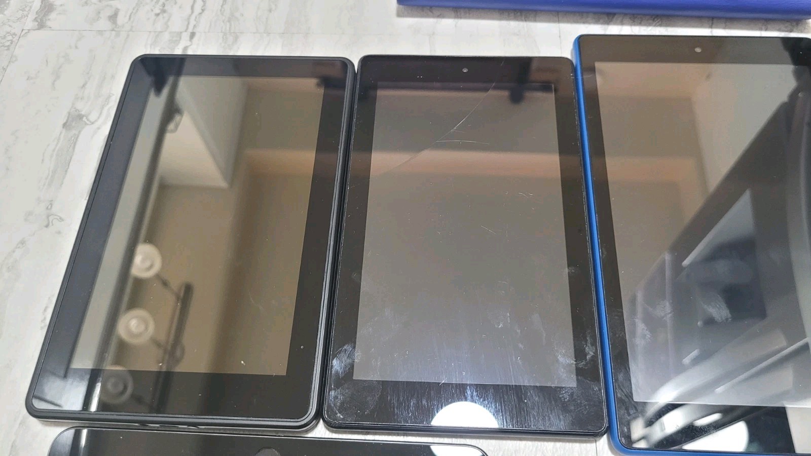 6 Mixed Lot of Amazon Kindle Tablets, Kindle, iPad, Samsung Laptop PARTS ONLY