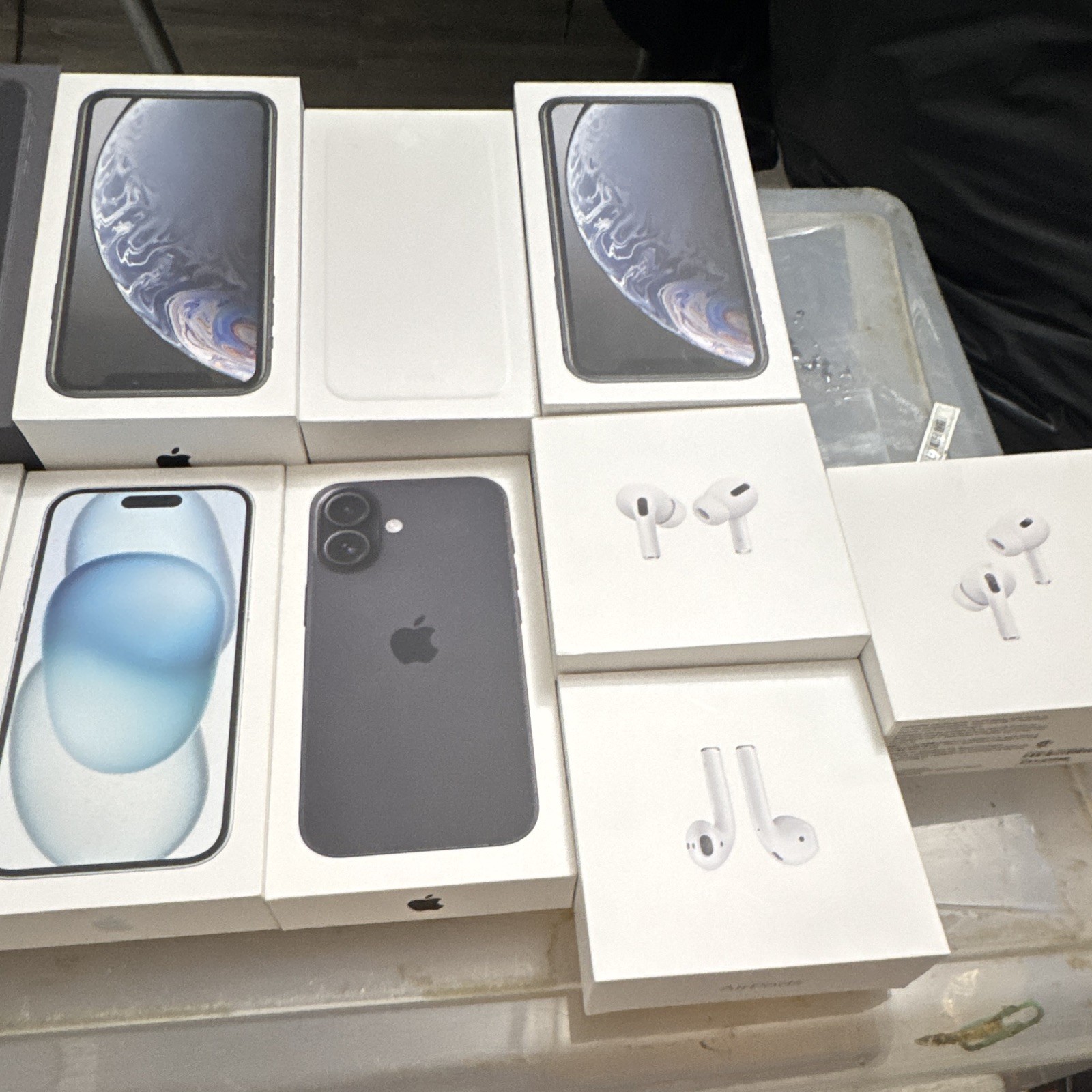 14 Apple iPhone & AirPods Empty Boxes Mixed Lot, Mixed Models iPhone/AirPods