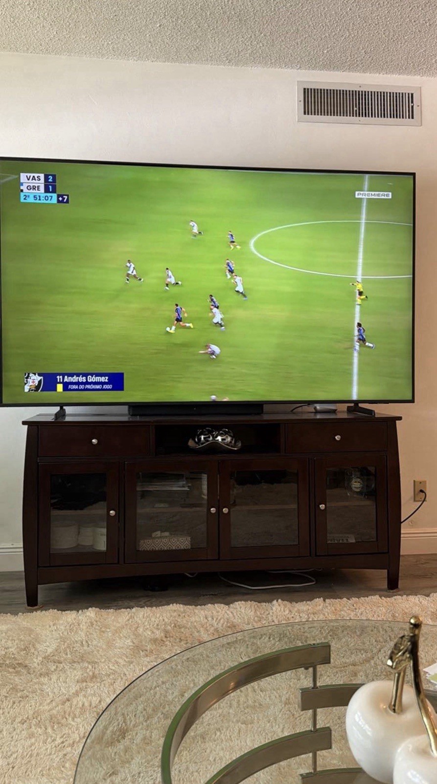 Samsung DU7200 Crystal UHD 85 in Television Large Screen LED TV