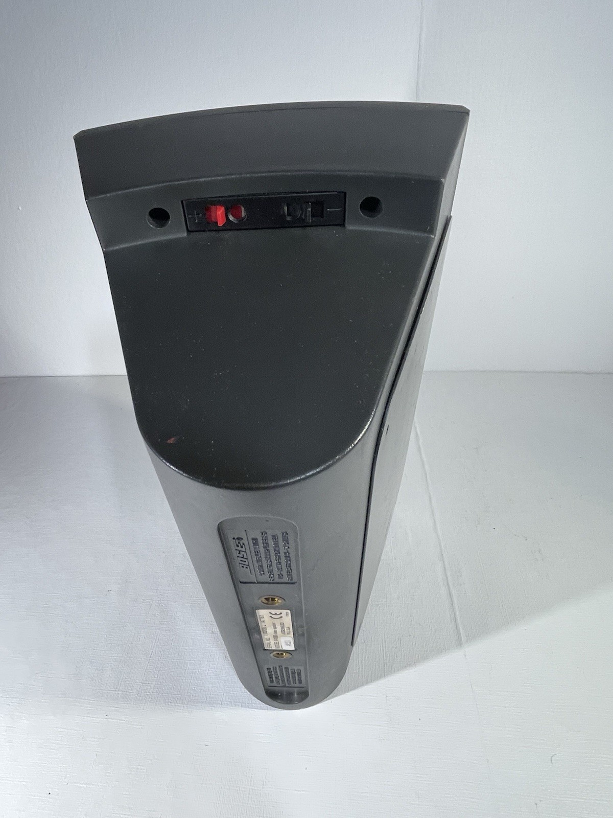 Nice!! Works!! BOSE #V1000 V-100 Black Video Center Channel Speaker Tested
