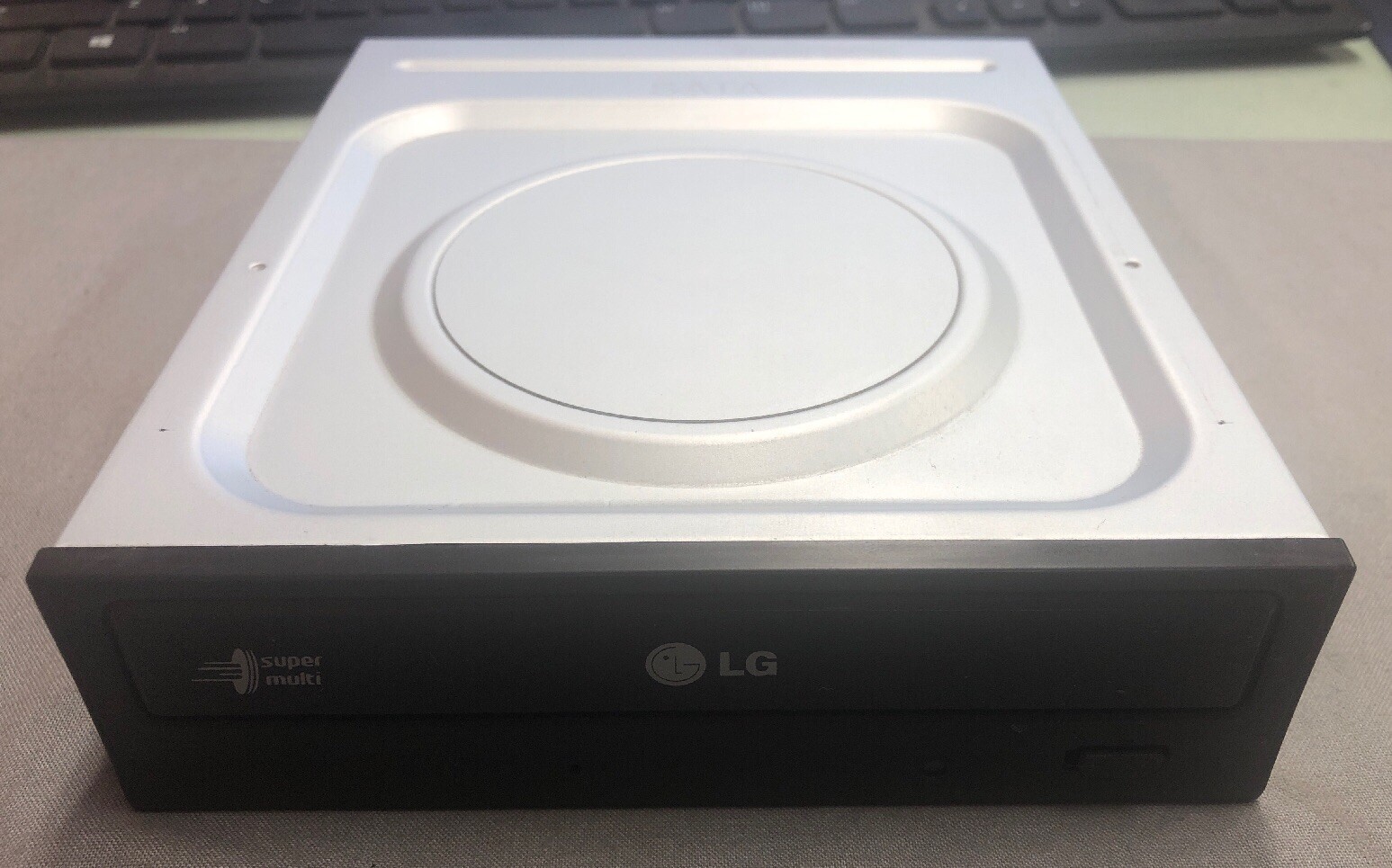 LG SUPER MULTI DVD REWRITER GH24NS50 VER XP01