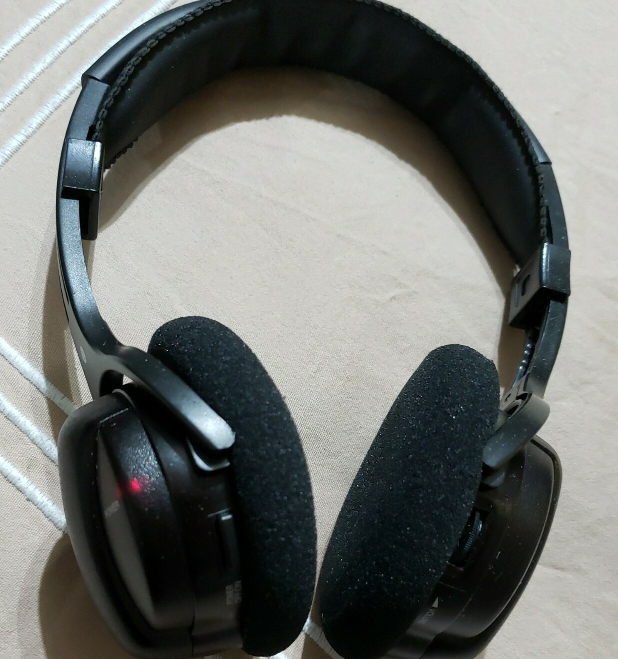 Headphones, Speakers Lot Of 8