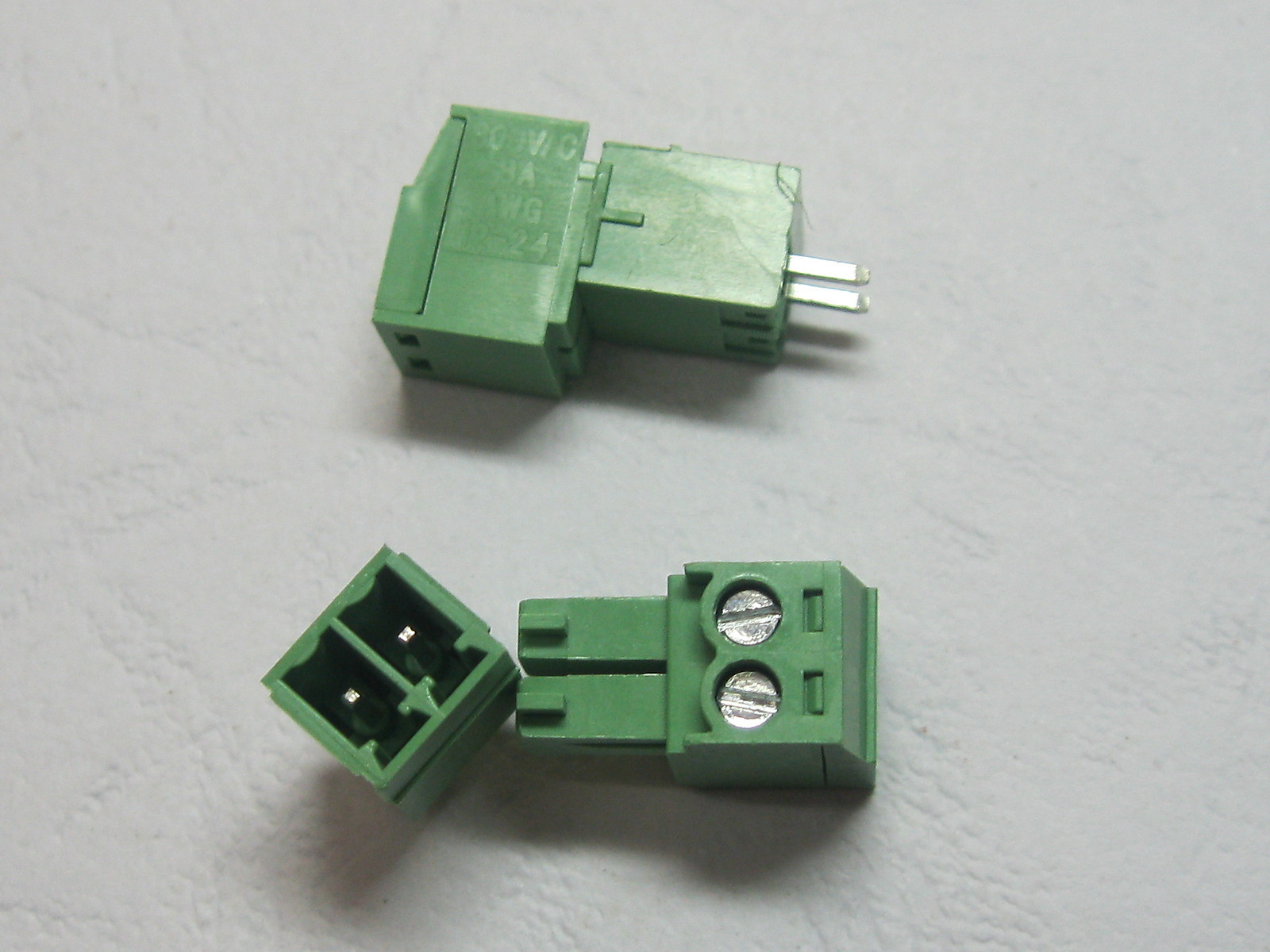 20 pcs 2 pin Pitch 3.81mm Screw Terminal Block Connector Green Pluggable Type