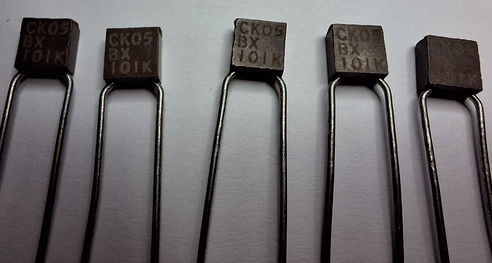 CK05 & CK06 MultiLayer Ceramic Capacitor (MLCC) Various lots of Qty 5 Capacitors