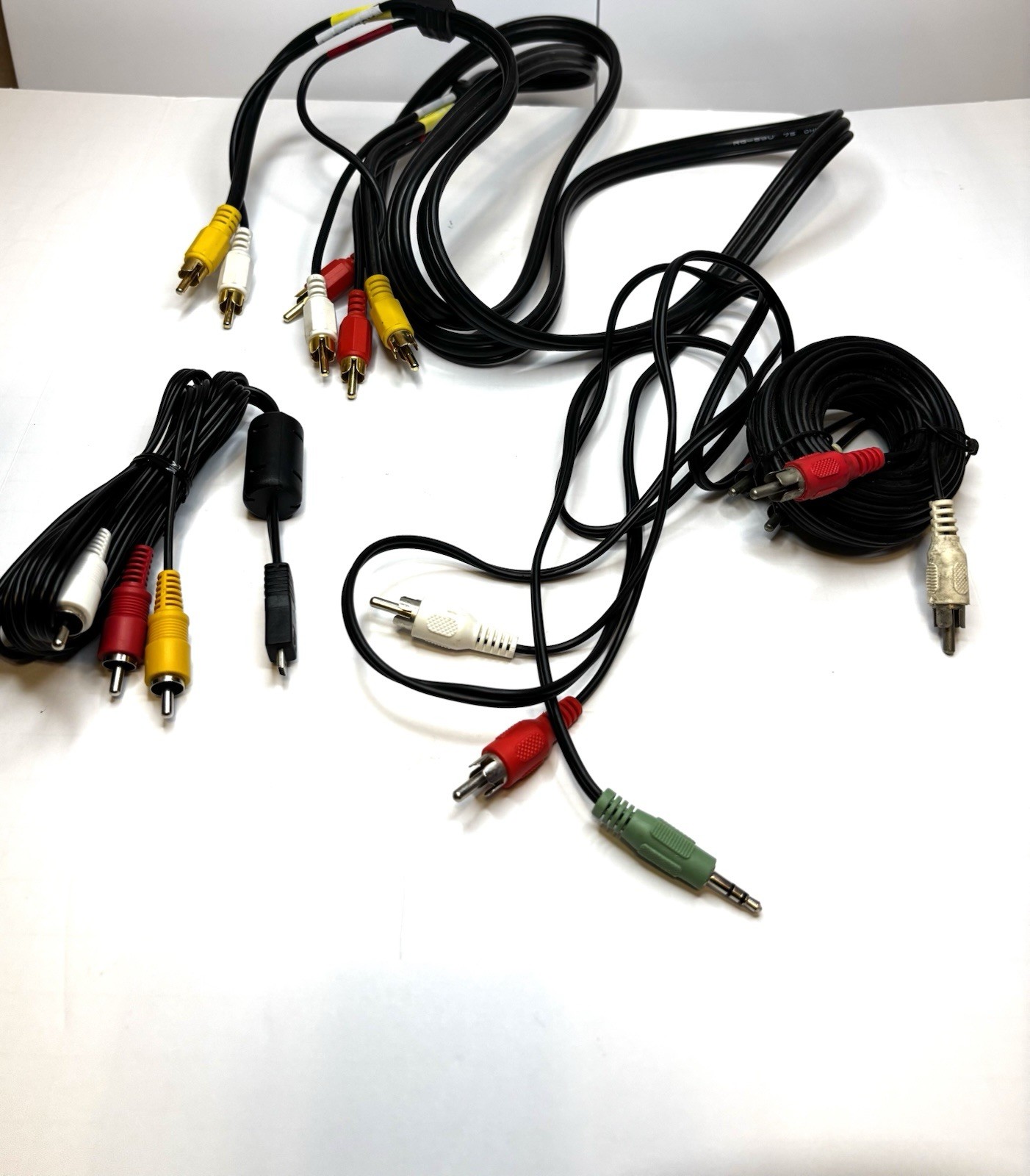 Cable Lot Micro Av USB Connector RCA Audio Video Composite Black Lot Of 4 Mix