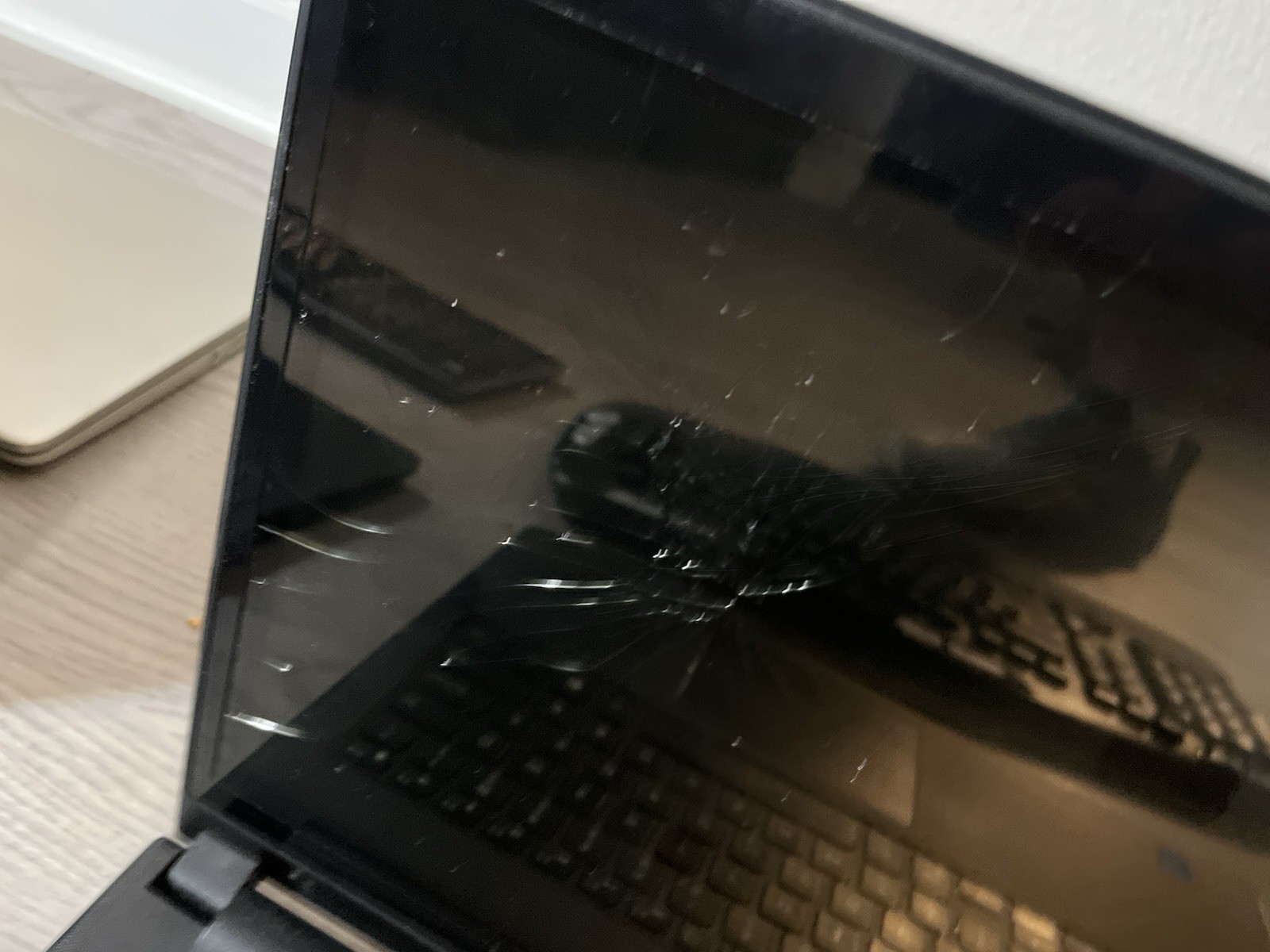 Laptop Lot Dell HP Apple MacBook Pro + Logitech Keyboards FOR PARTS Repair