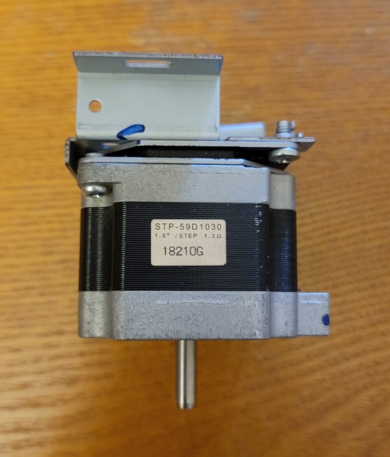 1.8° Degree 1.3 Ohm Stepper Motor STP-59D1030-01 Seller Refurbished Excellent