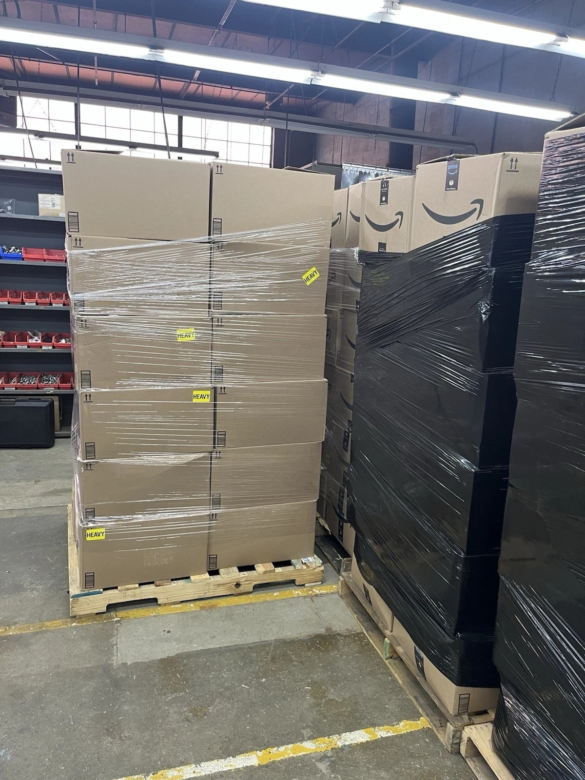Amazon Warehouse Gift Lot – Brand New Overstock Electronics & More