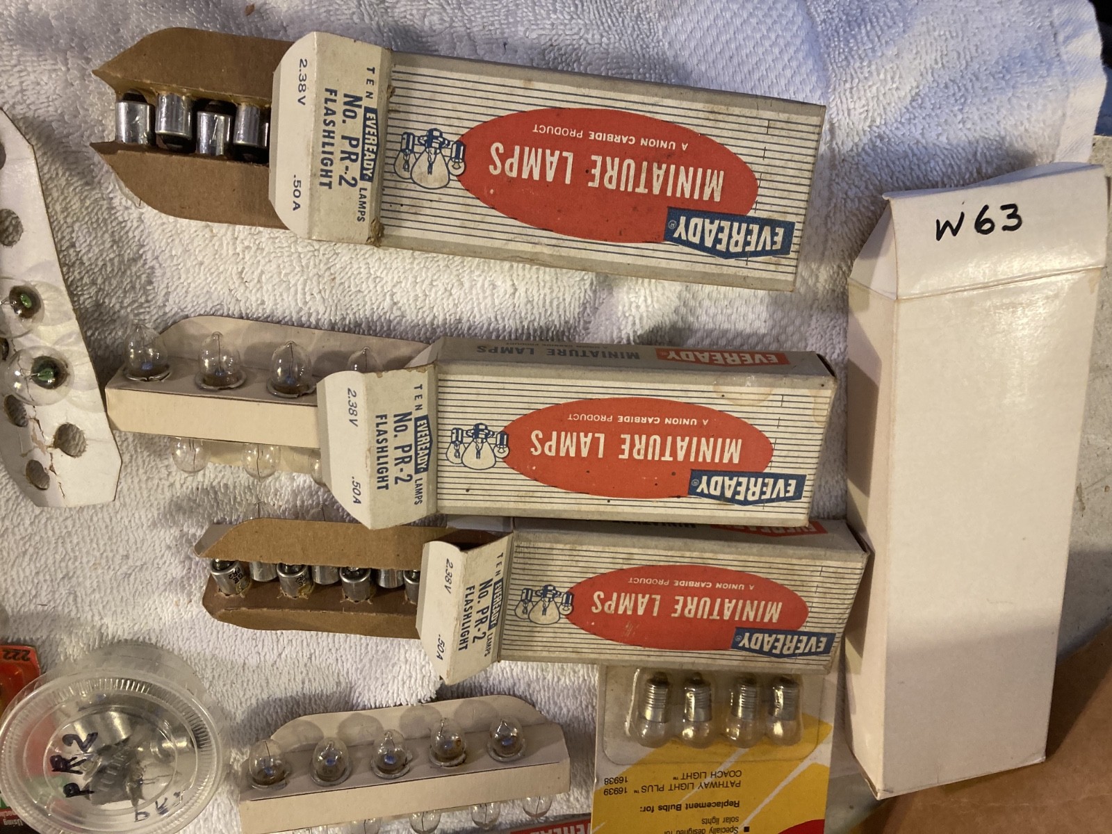Vintage Bulbs ,Misc assorted bulb collection