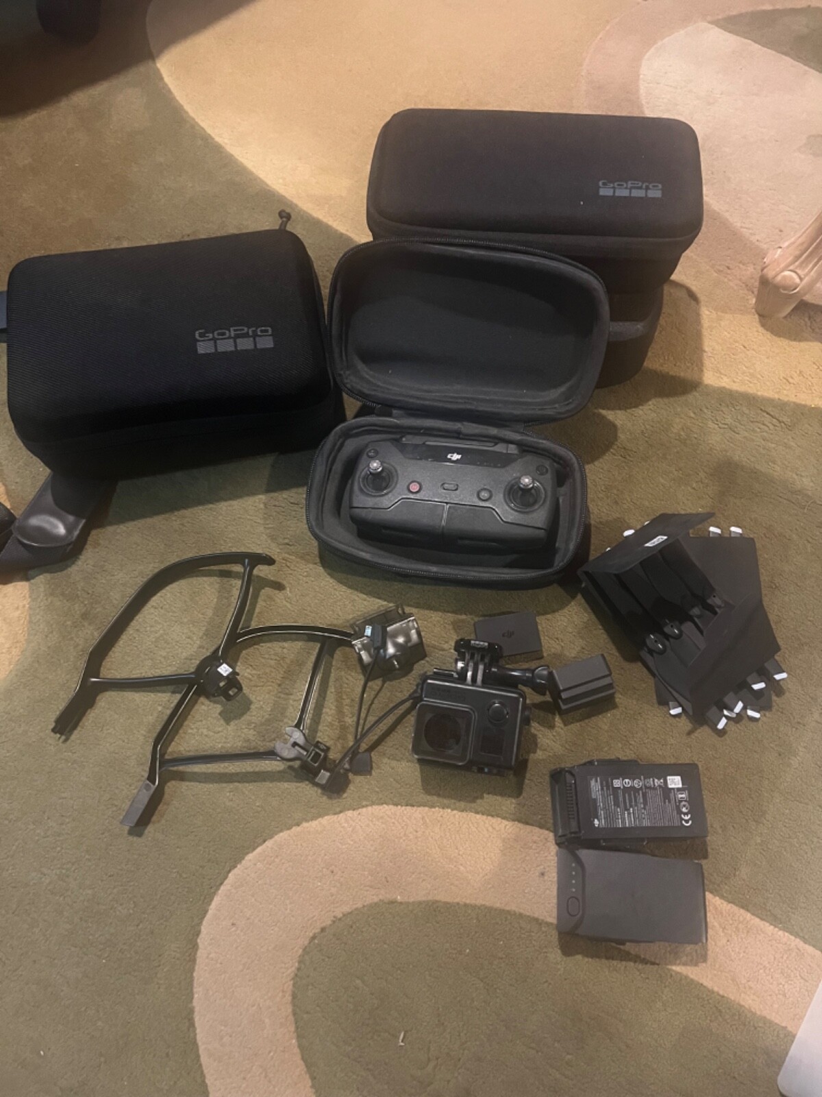 GoPro DJI assortment of different parts (camera, wing blades…)