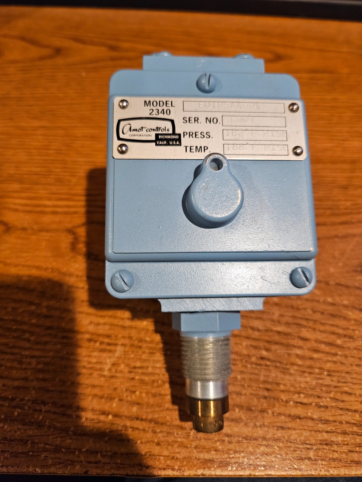 AMOT CONTROLS MODEL 2340 TEMPERATURE & PRESSURE SWITCH E01R5AA00V FREE SHIPPING