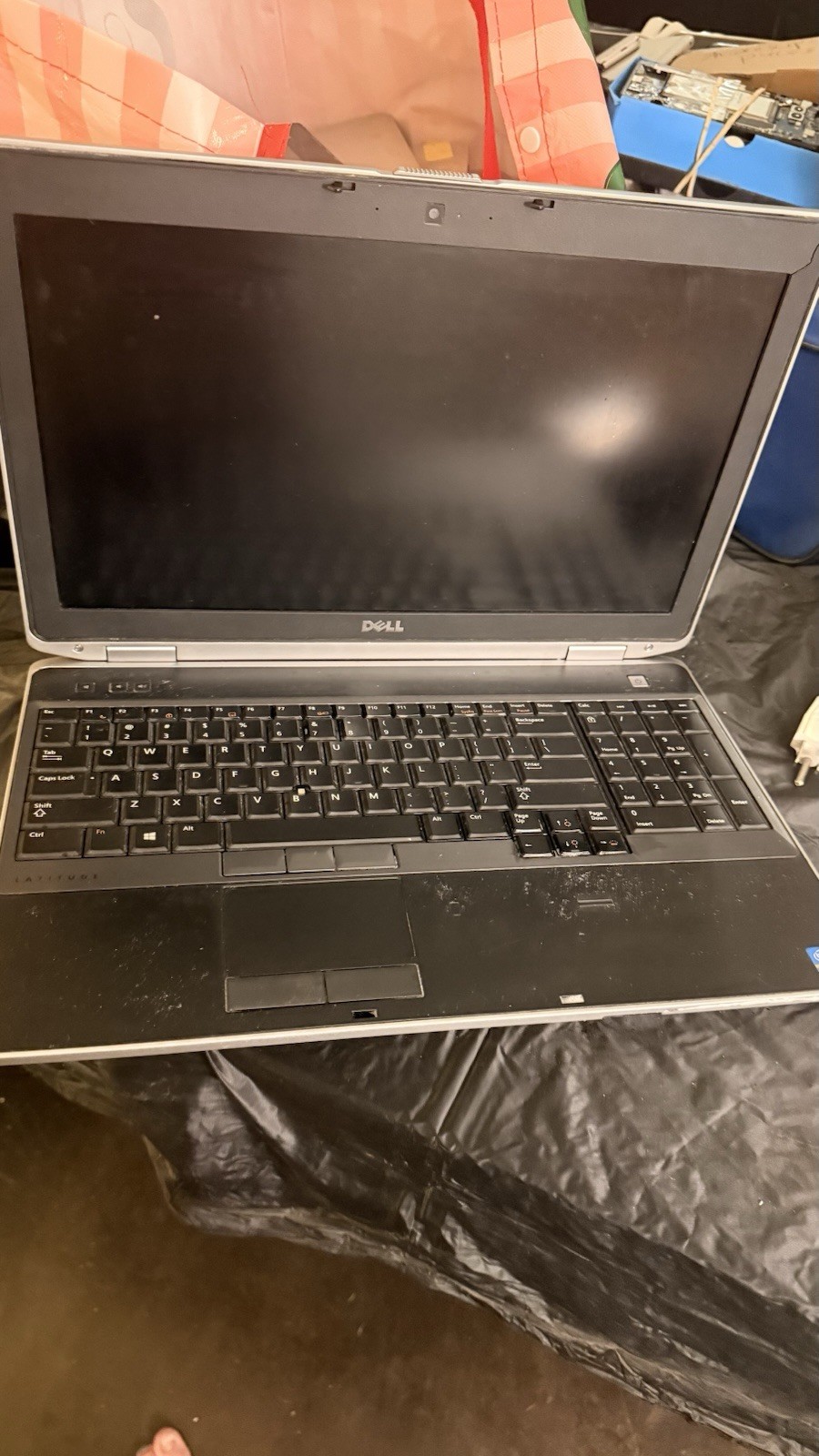 Lot Of 10 Laptops – Some Working – SOLD AS IS