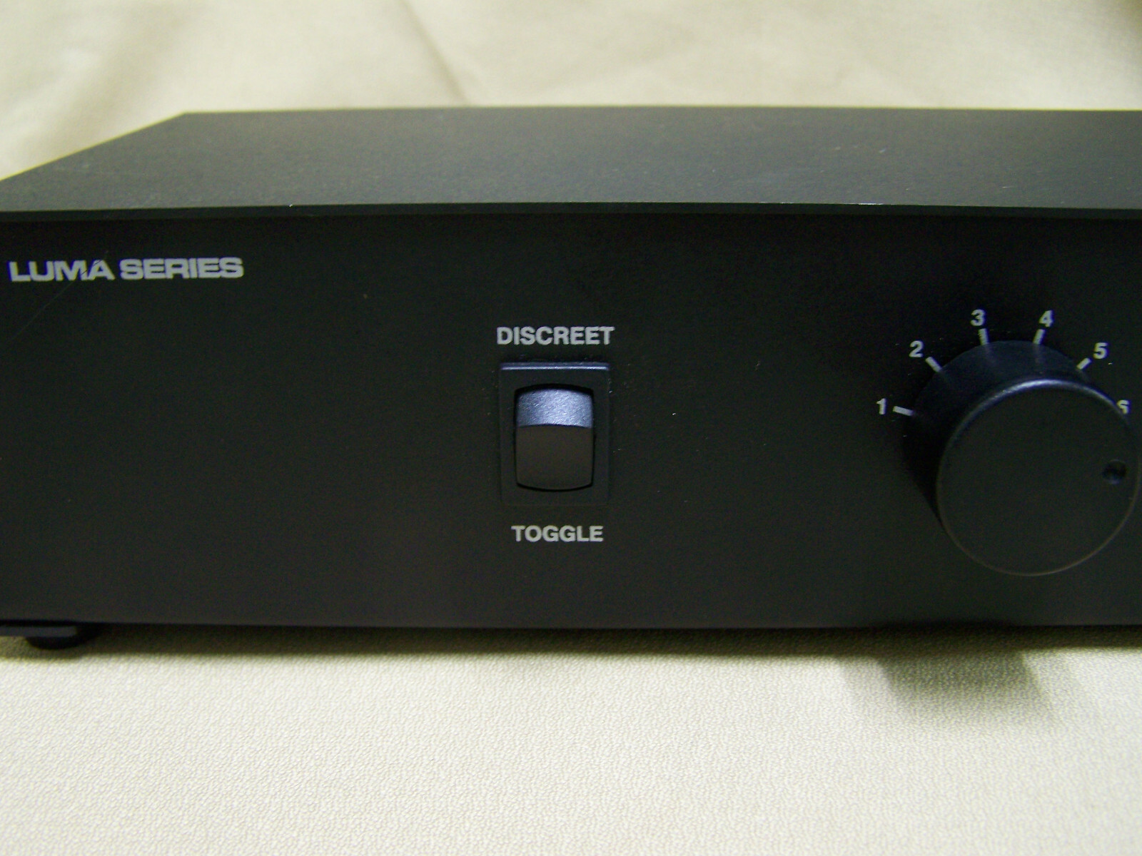 Audioplex Luma-VR-1 Remote Controlled S video AUDIO Video Switcher Project Box