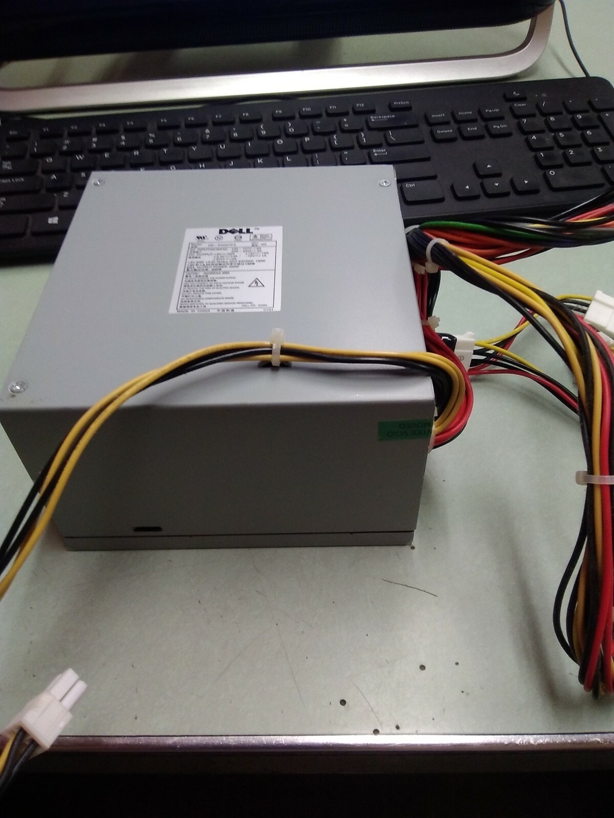 Dell HP-P2007F3 (Rev:A00) 200W ATX Power Supply 12V