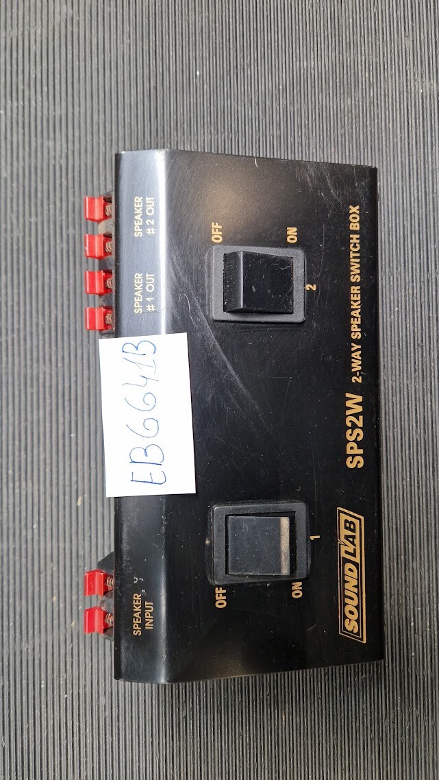SoundLAB SPS2W 2-Way Speaker Switch Box – Used, Scratches