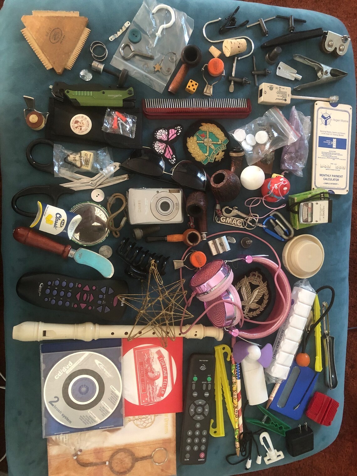 10 pound box of ” Manifested ” items from Estate Liquidation Service,NY-LKN#0407