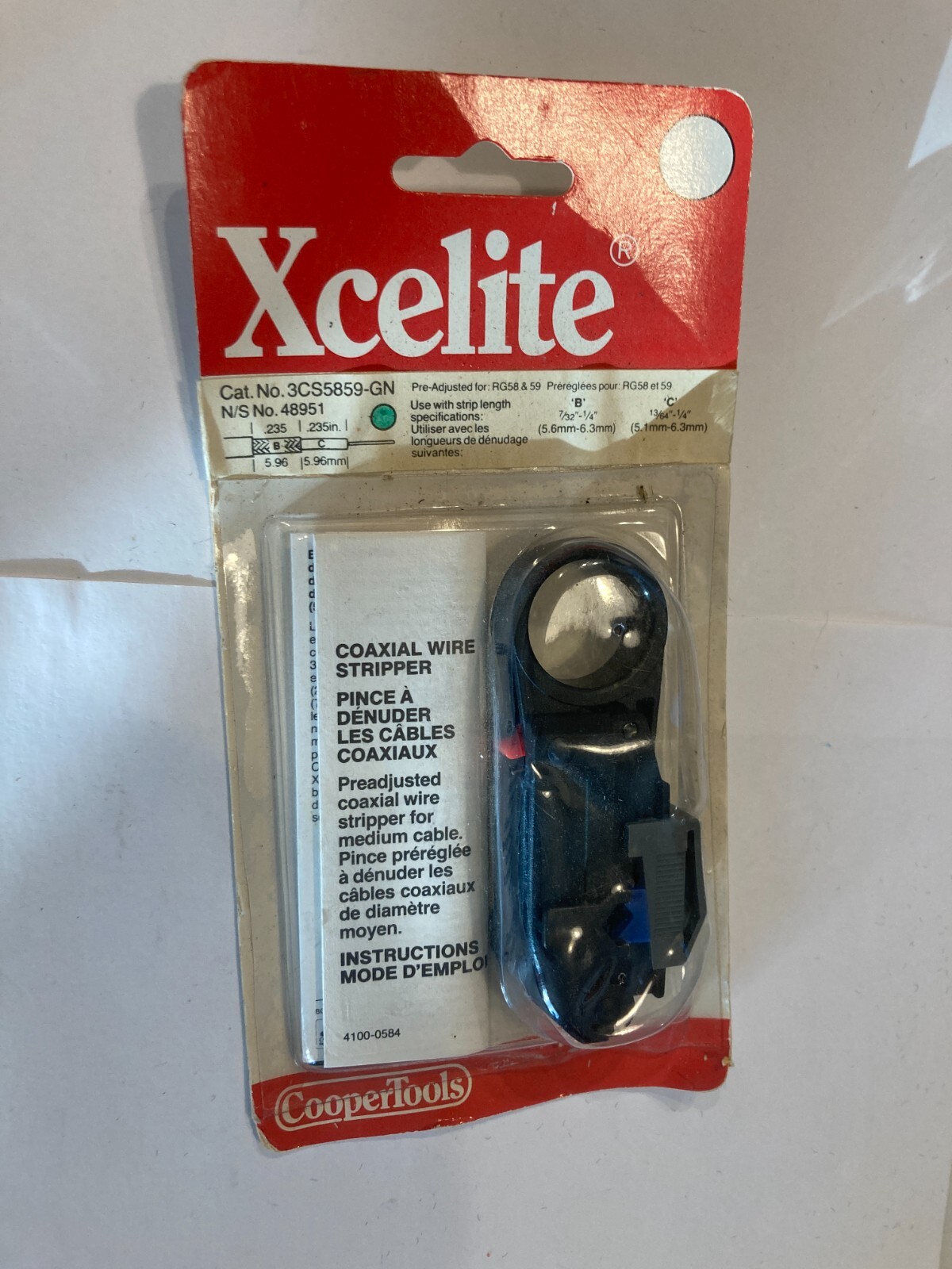 Electronics – Consumer Items – Small Misc Items, Manuals, Parts – Pick One