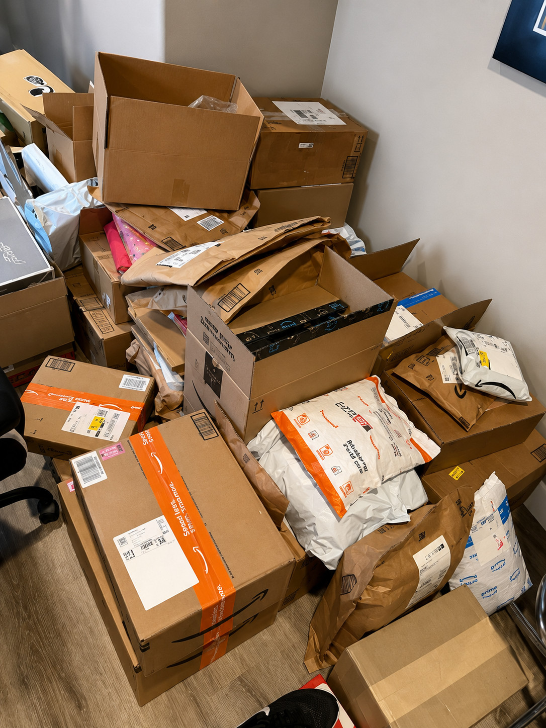Premium Liquidation Mystery Box – Random Mixed Merchandise Lot